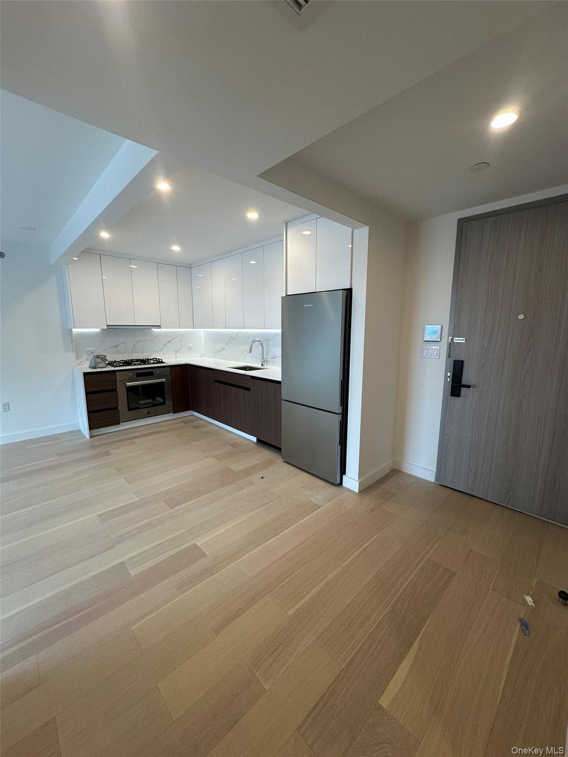 144-49 Northern Boulevard Unit: 520 thumbnail 2