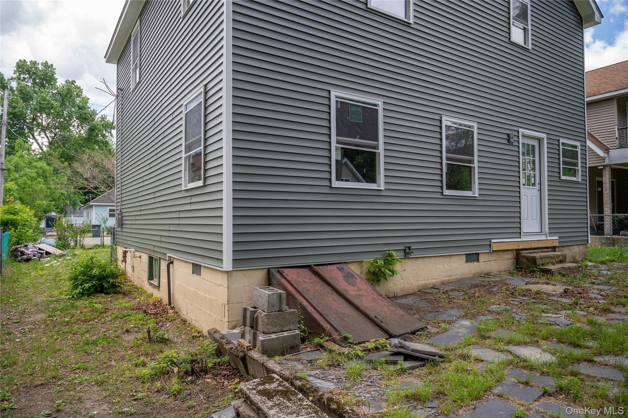 22 Oak Street thumbnail 17