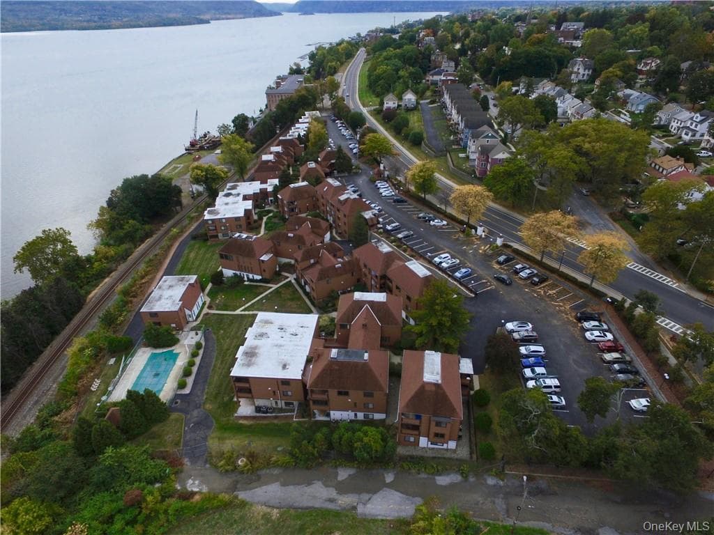 350 N Water Street Unit: 2-12 thumbnail 48