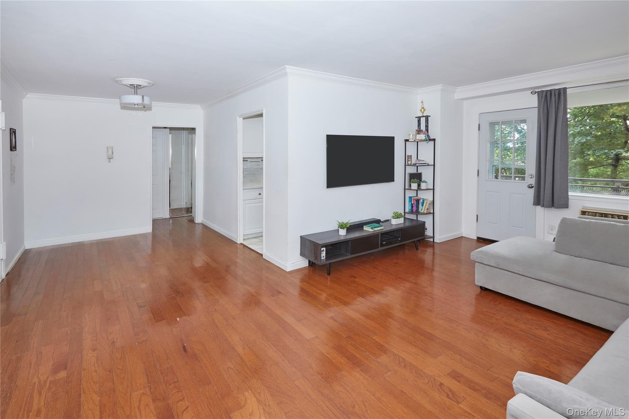 5700 Arlington Avenue Unit: 1D thumbnail 8