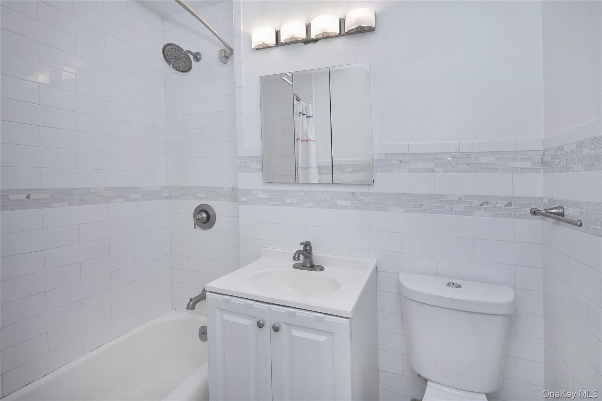 5700 Arlington Avenue Unit: 1D thumbnail 5