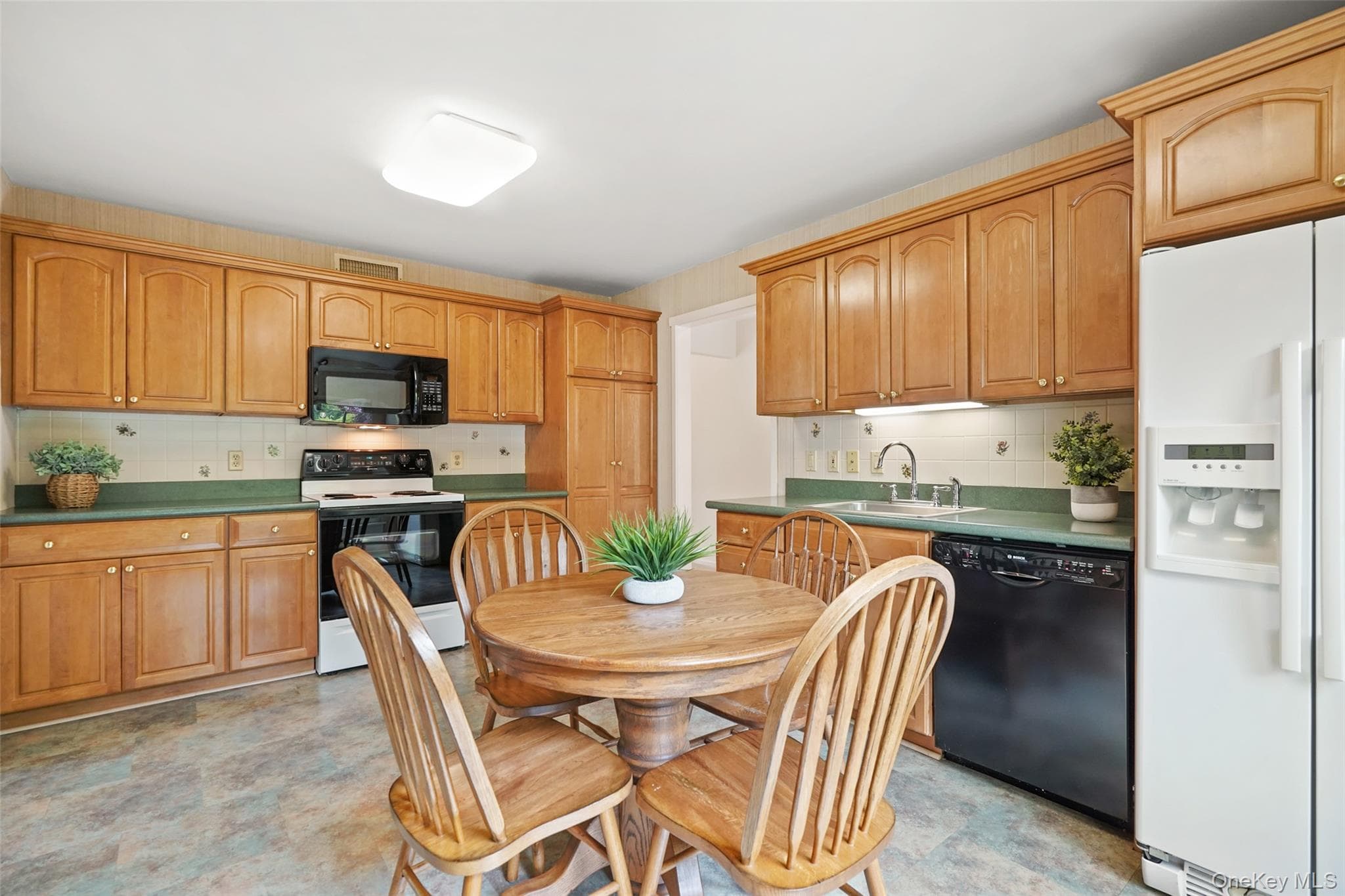 101 Heritage Hills Drive Unit: A thumbnail 2