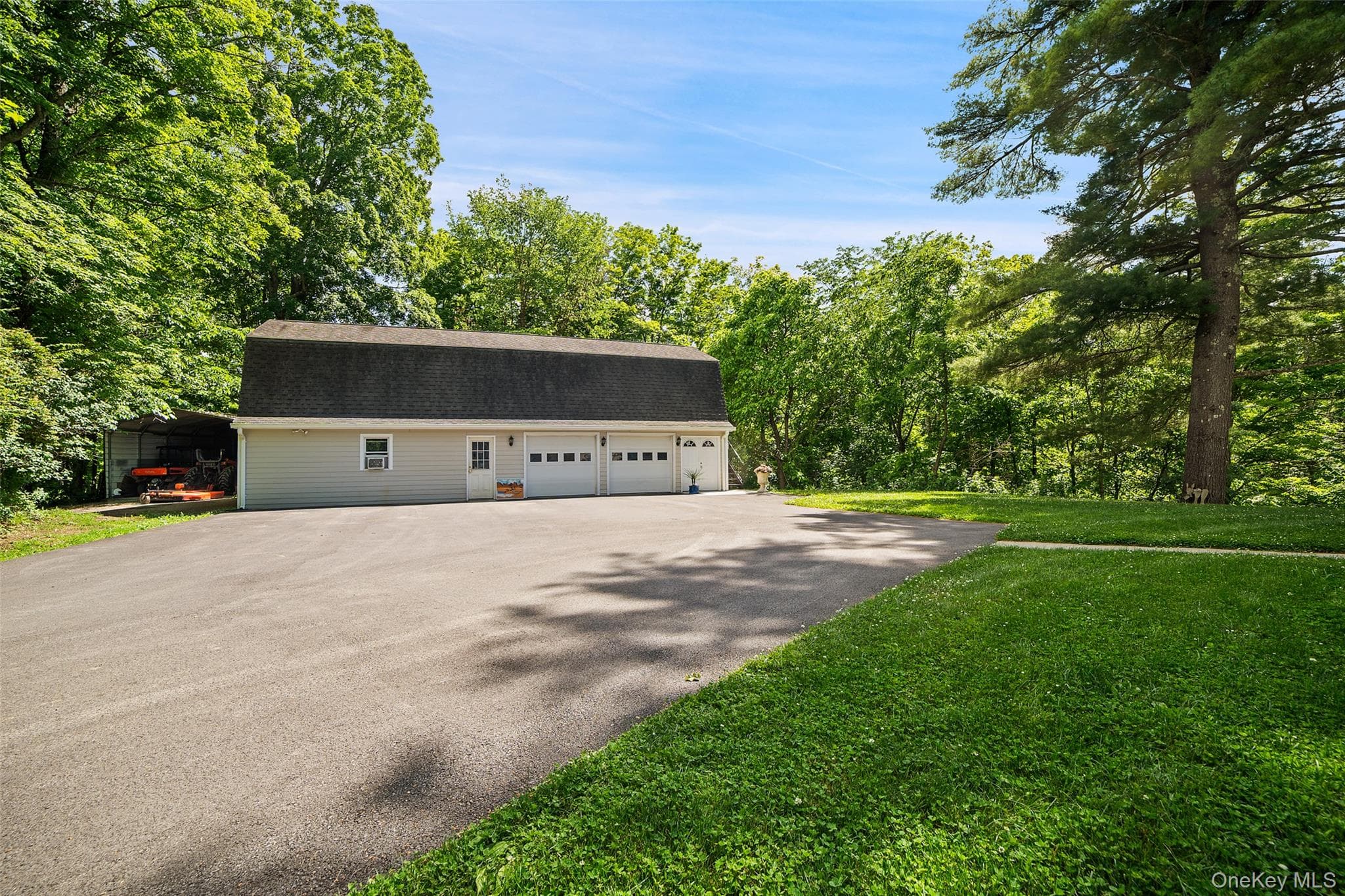 73 Lake Ellis Road thumbnail 18