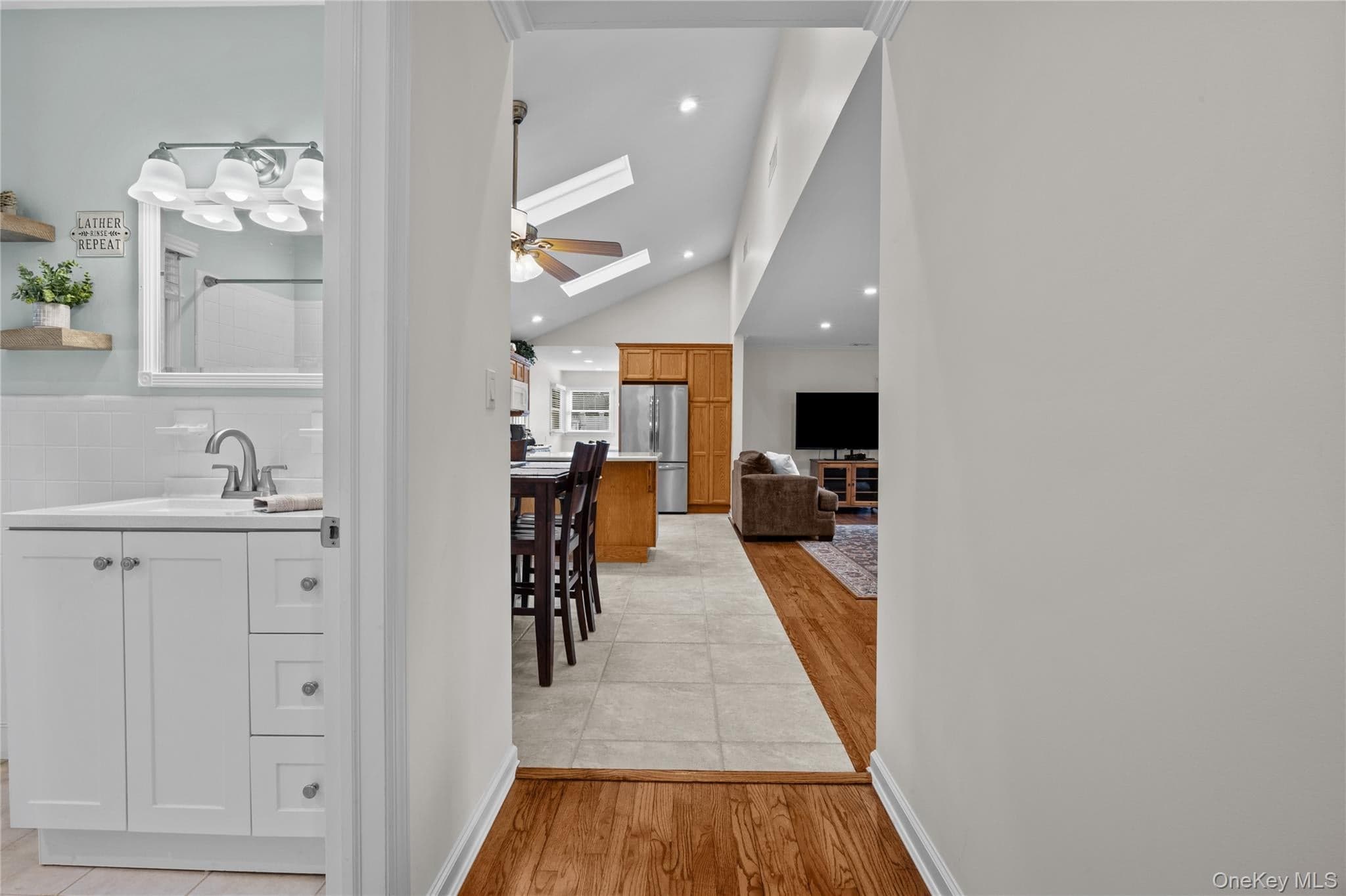 51 Beachfern Road thumbnail 26