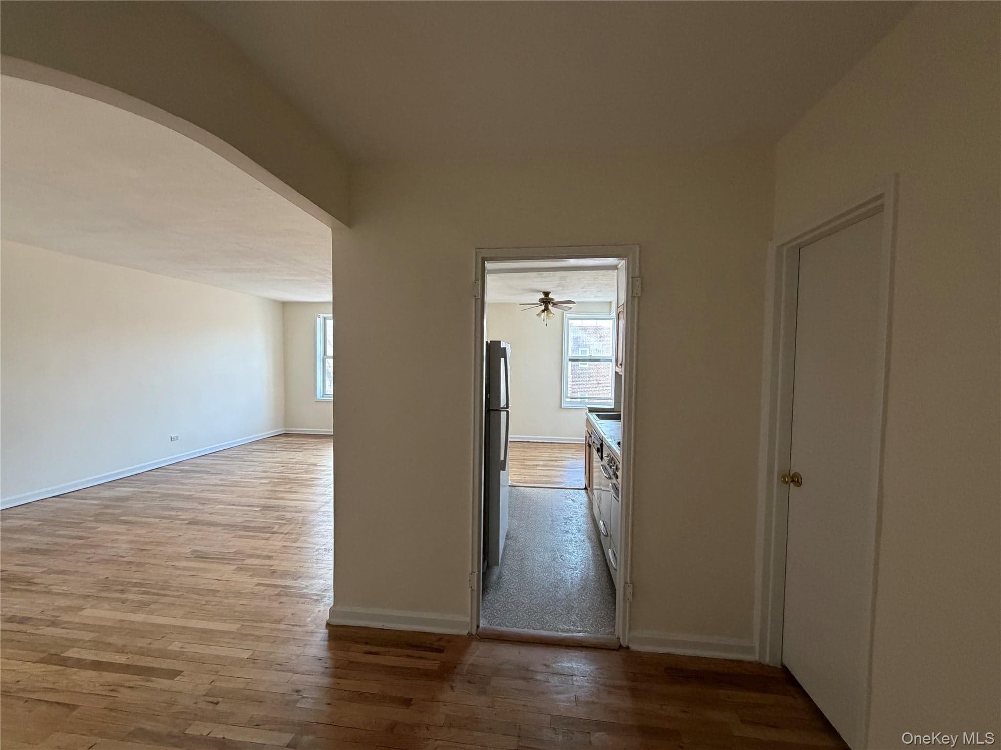 79-10 34th Avenue Unit: 7L thumbnail 9