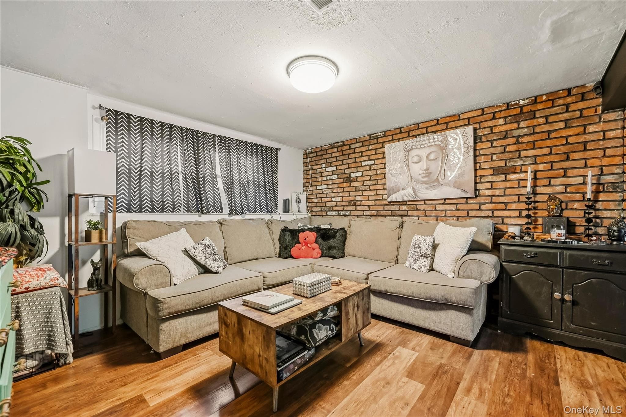 4 Francis Drive thumbnail 23