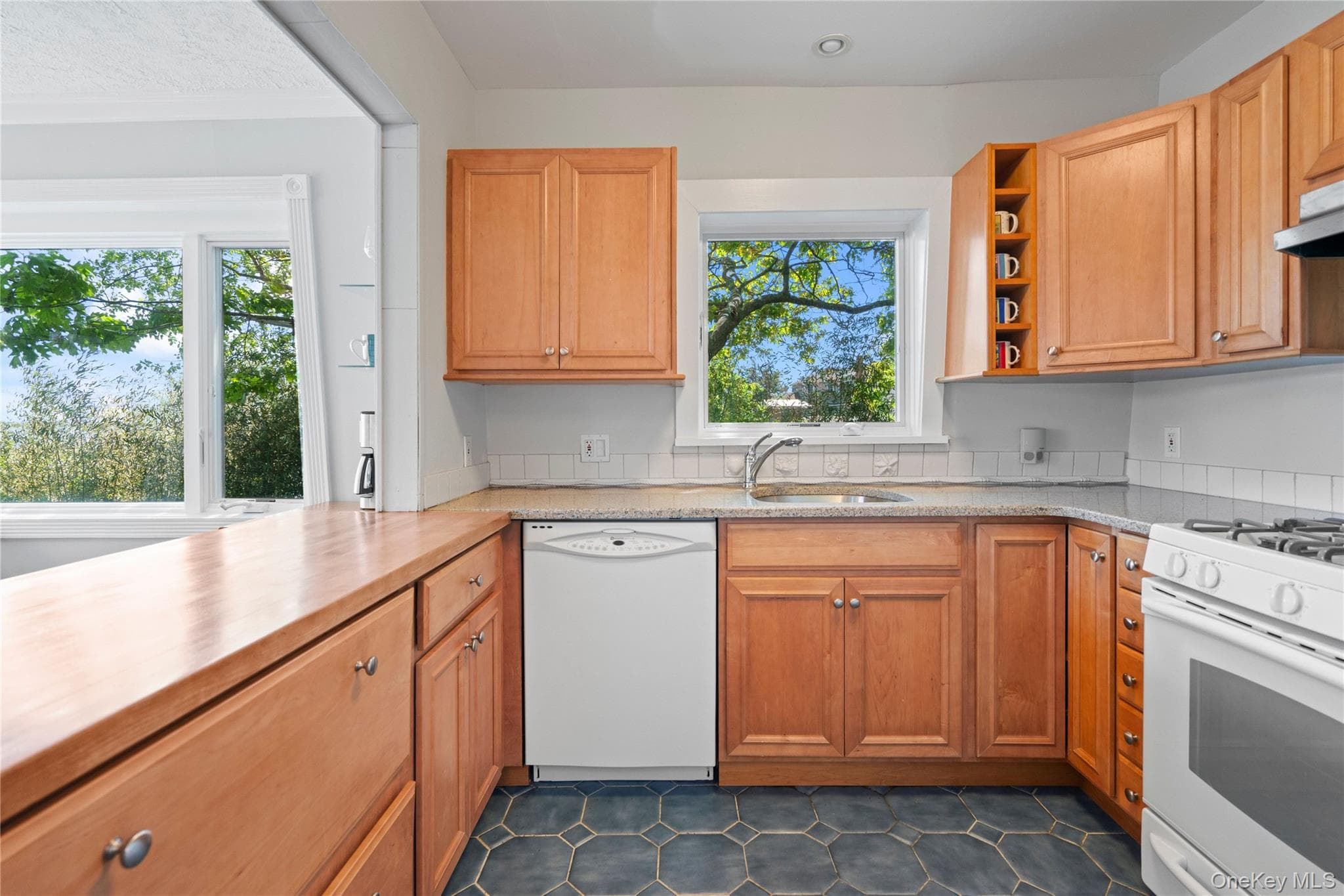 55 West End Avenue thumbnail 9