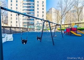 8 Fordham Hill Oval Unit: #6B thumbnail 17