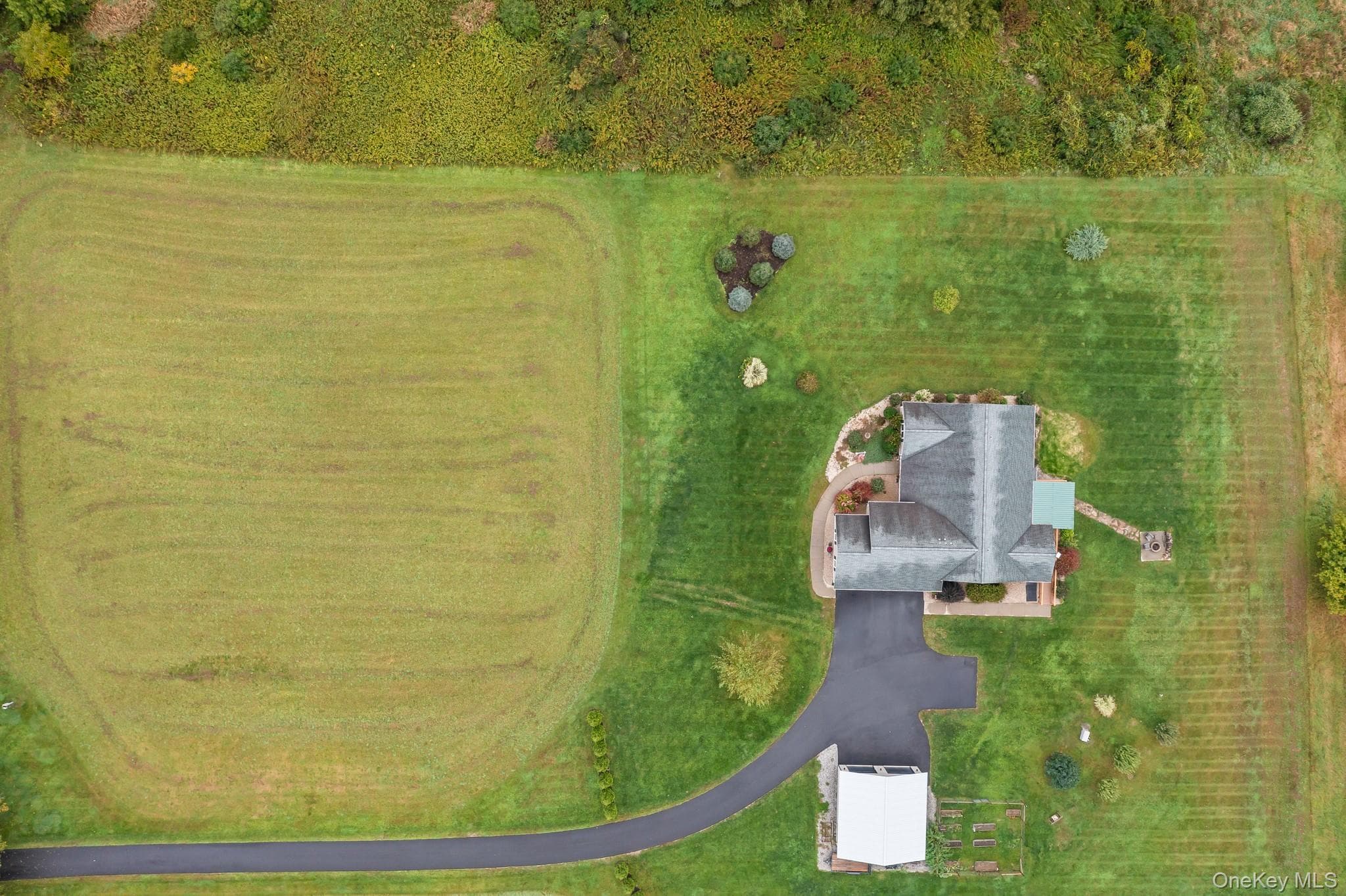 80 Rudd Pond Road thumbnail 2