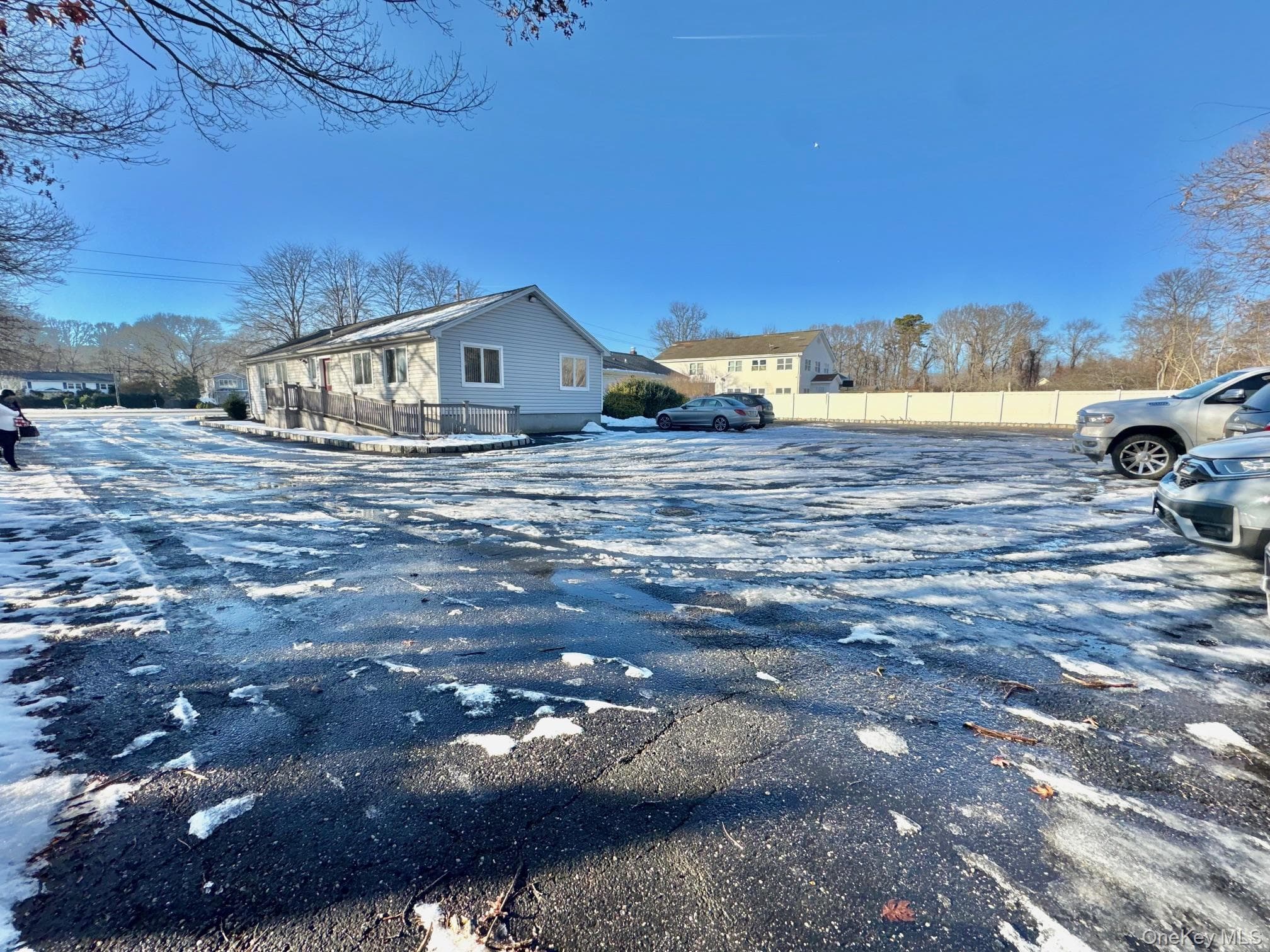 501 William Floyd Parkway thumbnail 3