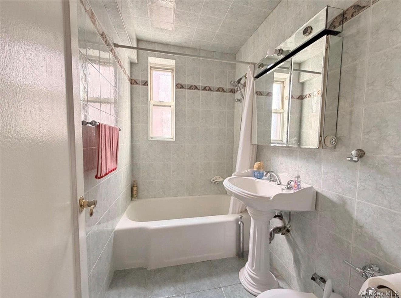 6385 Woodhaven Boulevard Unit: 5A2 thumbnail 8