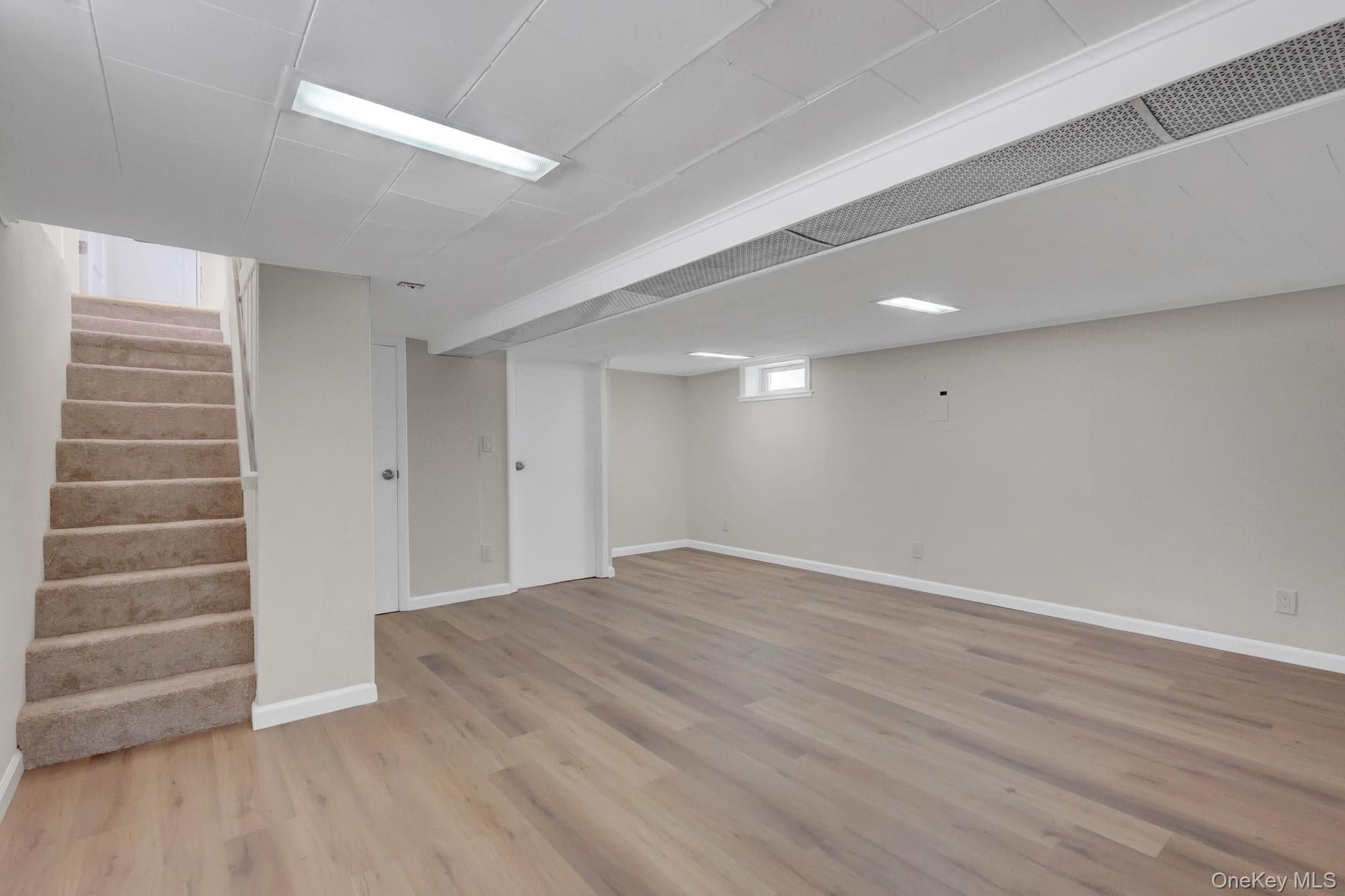 15 Stratford Avenue thumbnail 23