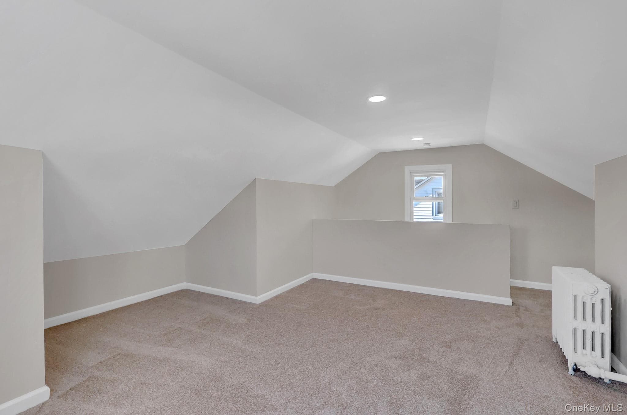 15 Stratford Avenue thumbnail 22