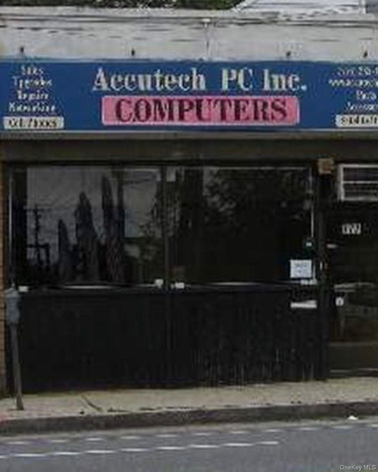 777 W Merrick Road thumbnail 2