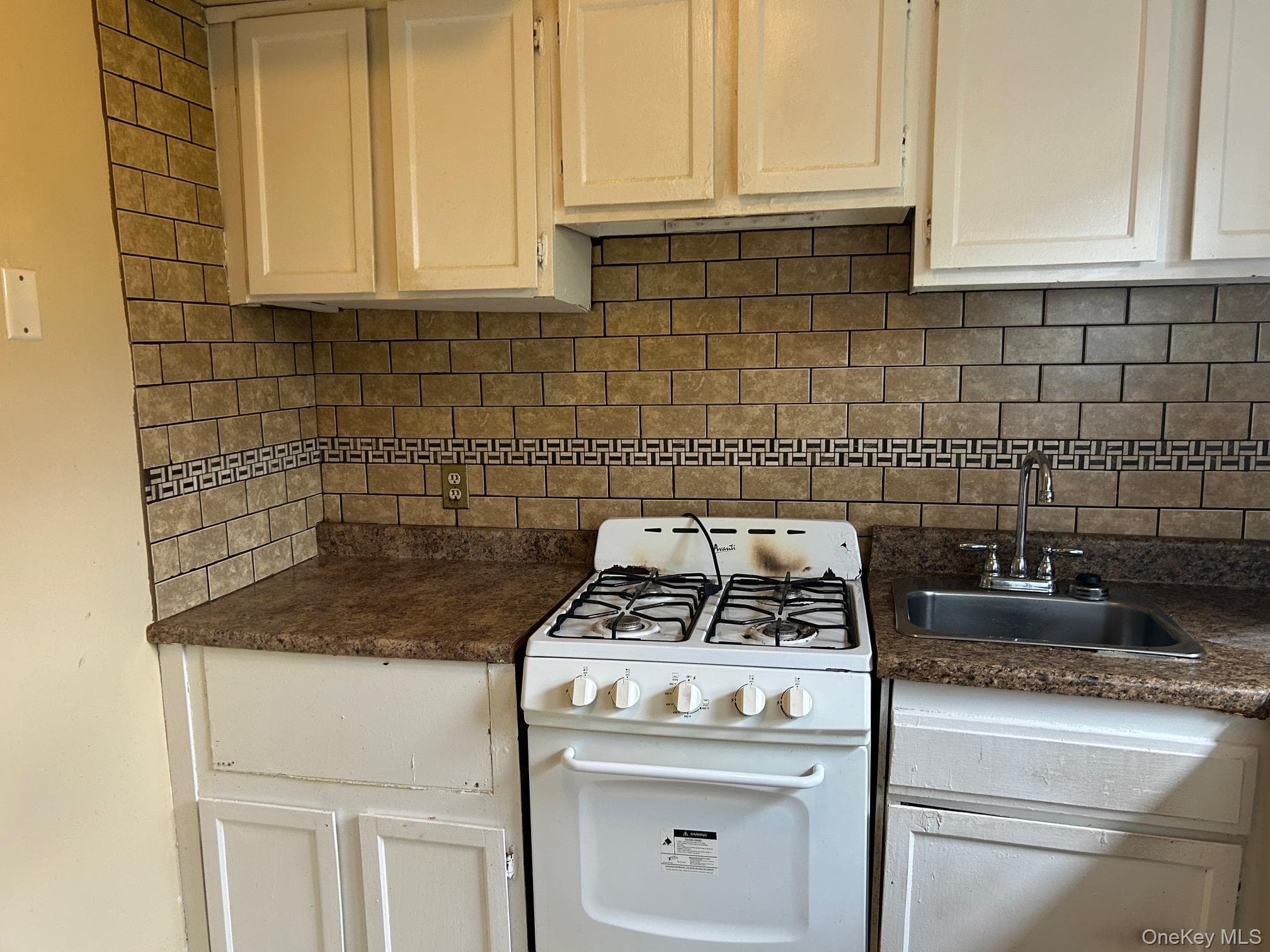 175 Sneden Place Unit: 175 thumbnail 8
