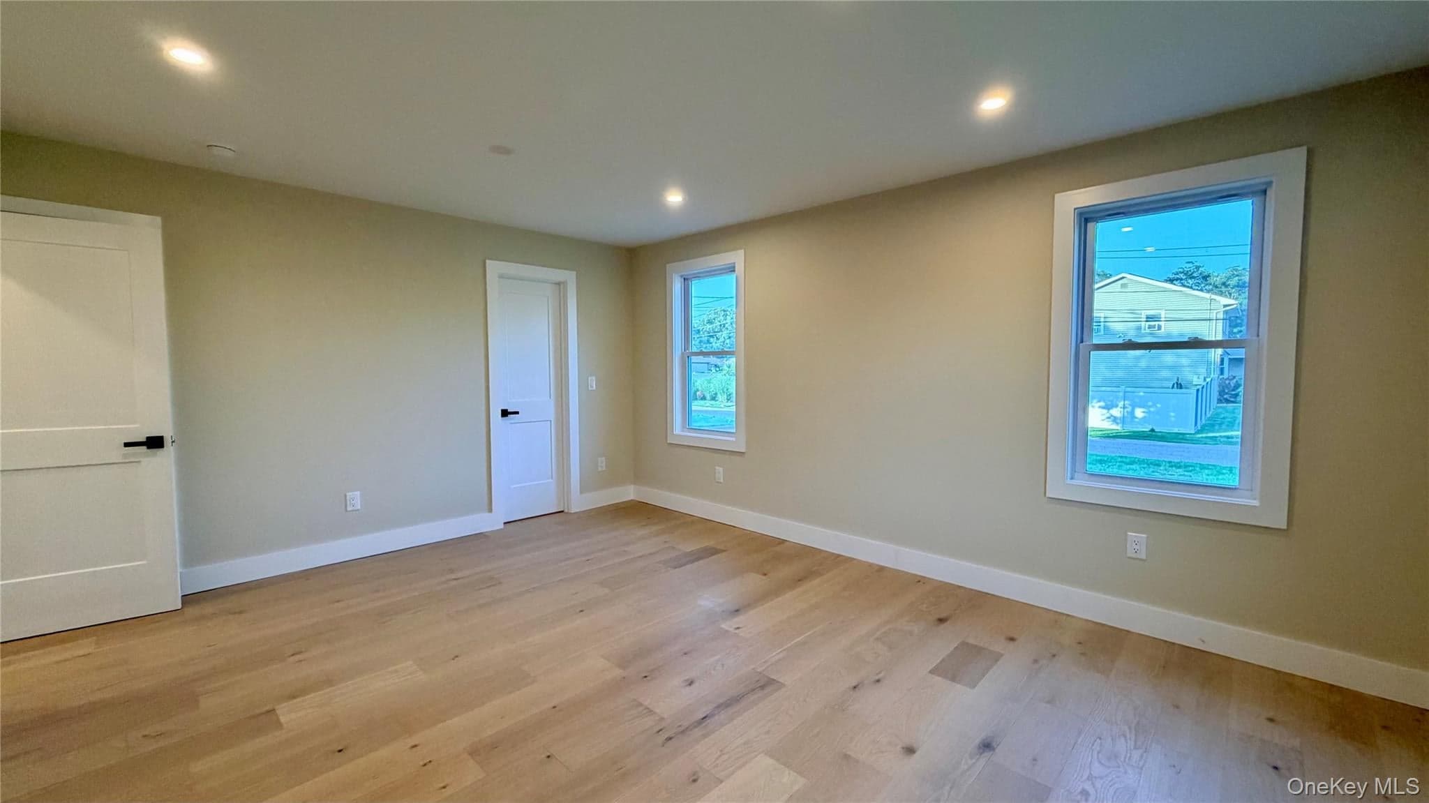 57 Shore Drive thumbnail 12