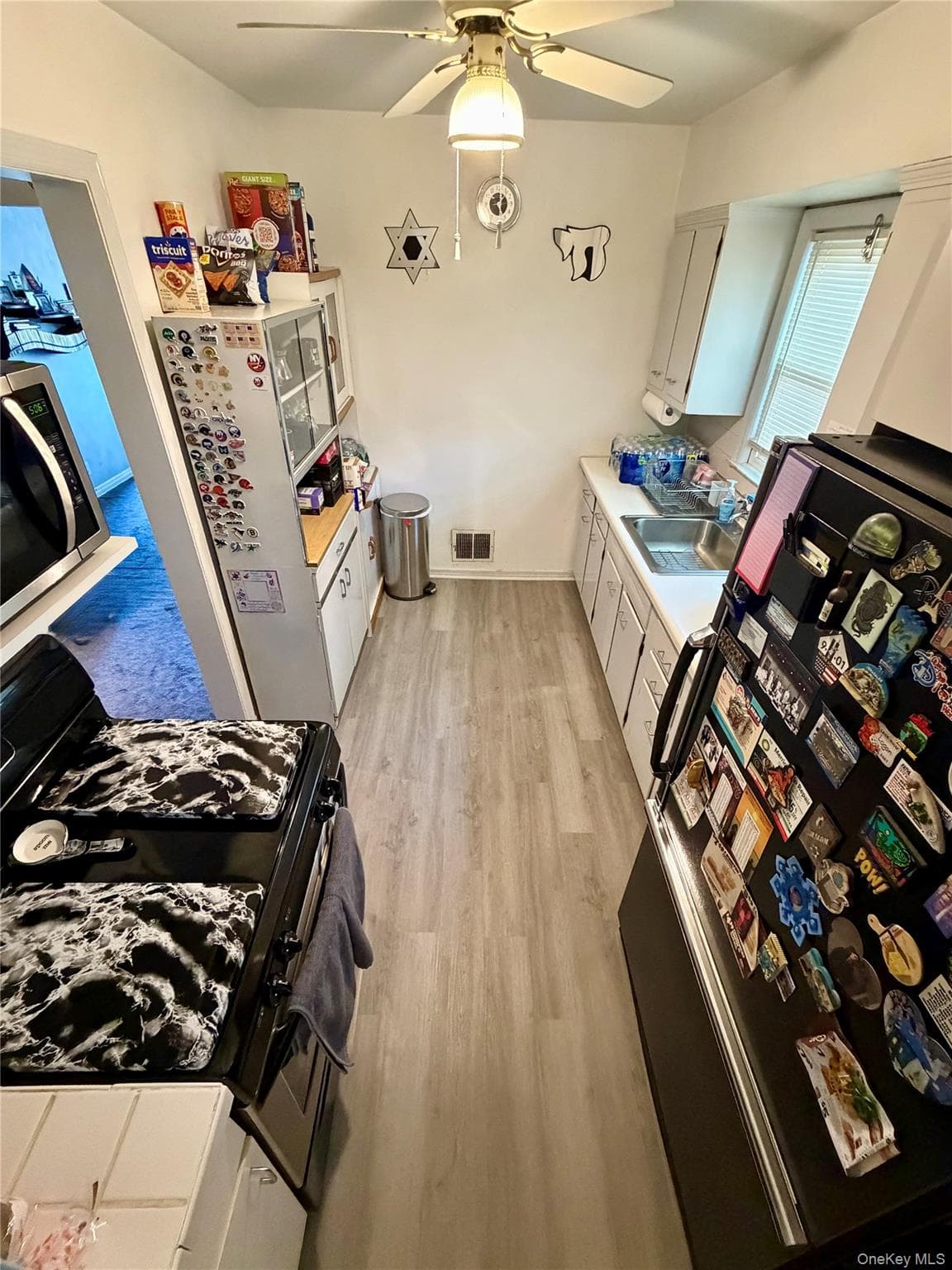 847 Jerusalem Avenue thumbnail 5