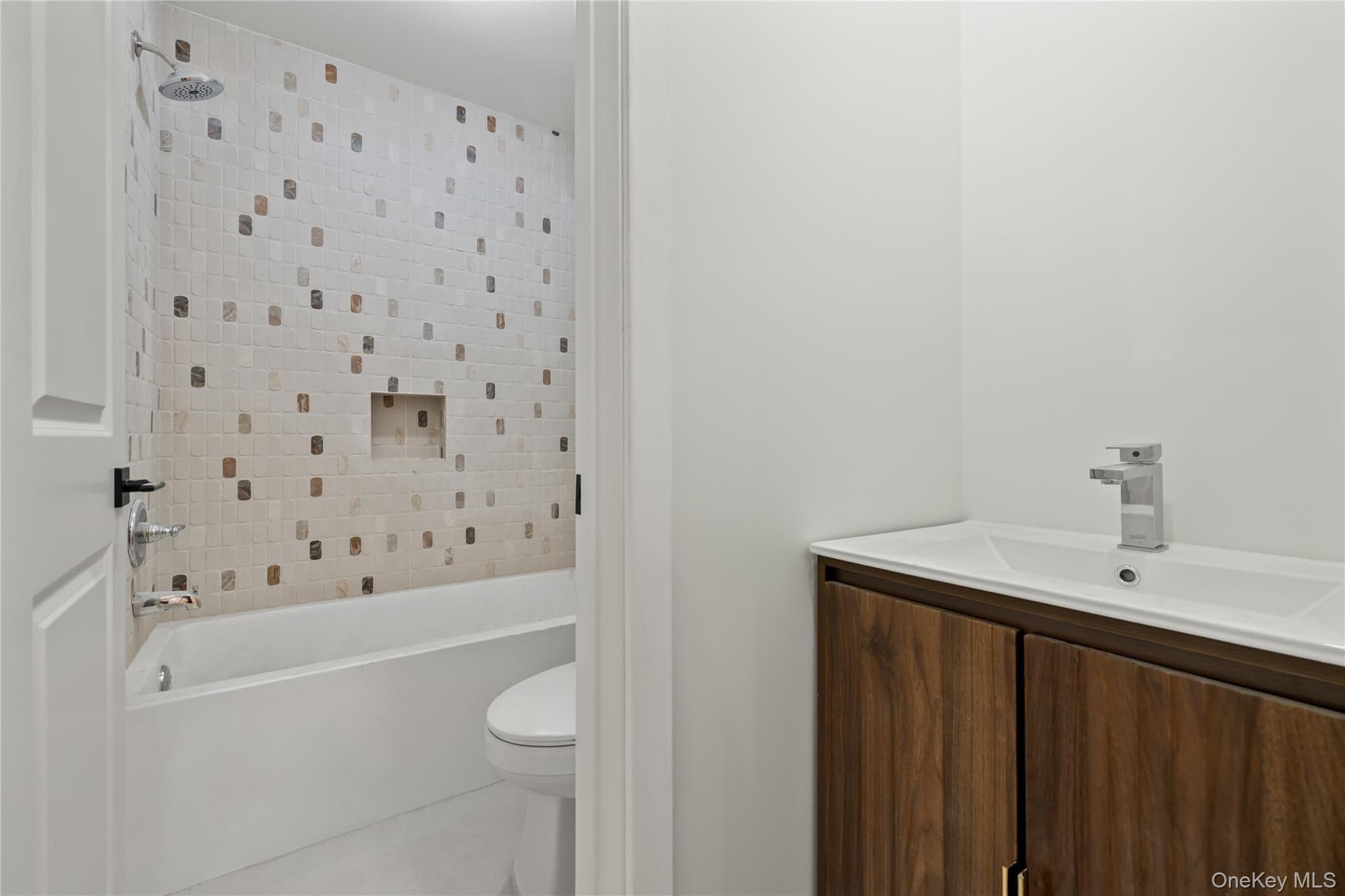110 Fairview Avenue Unit: #201 thumbnail 25