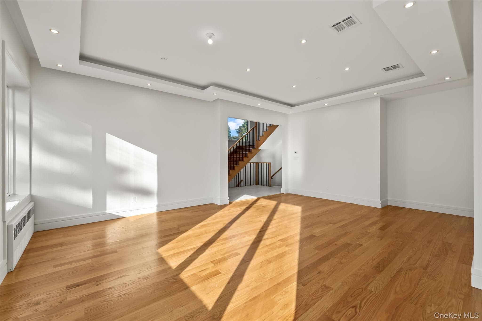 110 Fairview Avenue Unit: #201 thumbnail 6