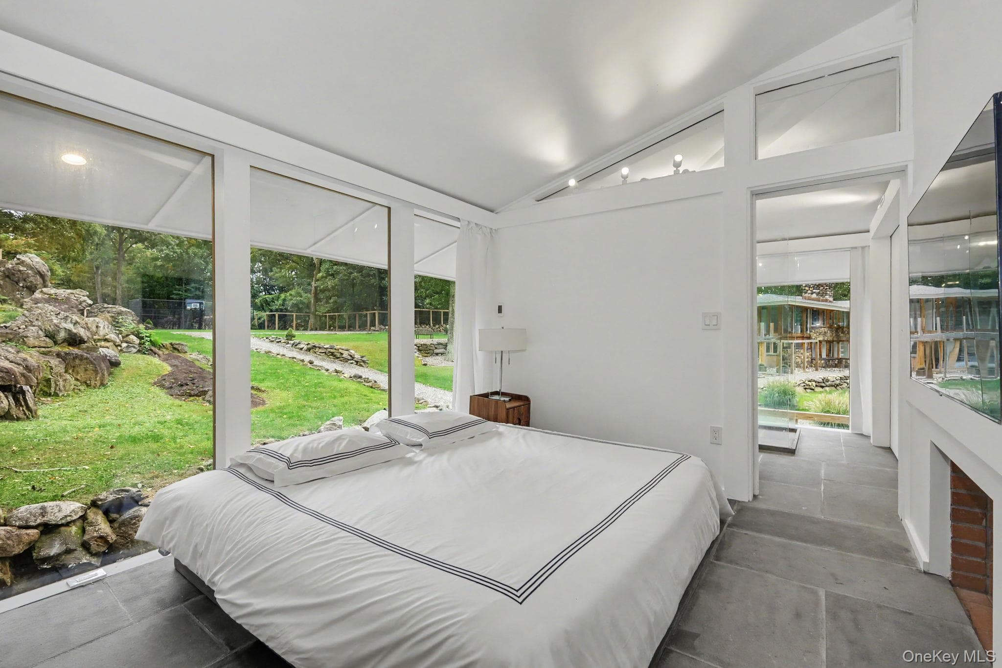 496 Haines Road thumbnail 40