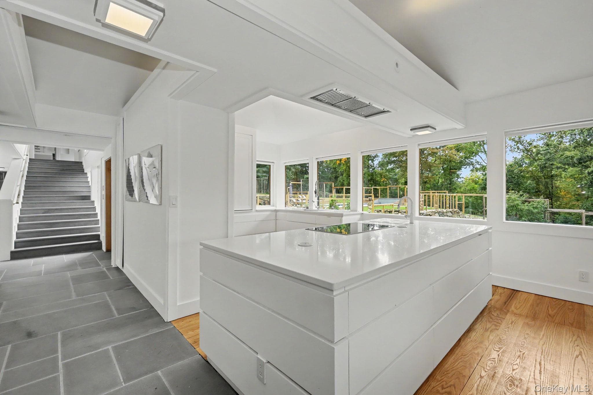 496 Haines Road thumbnail 17