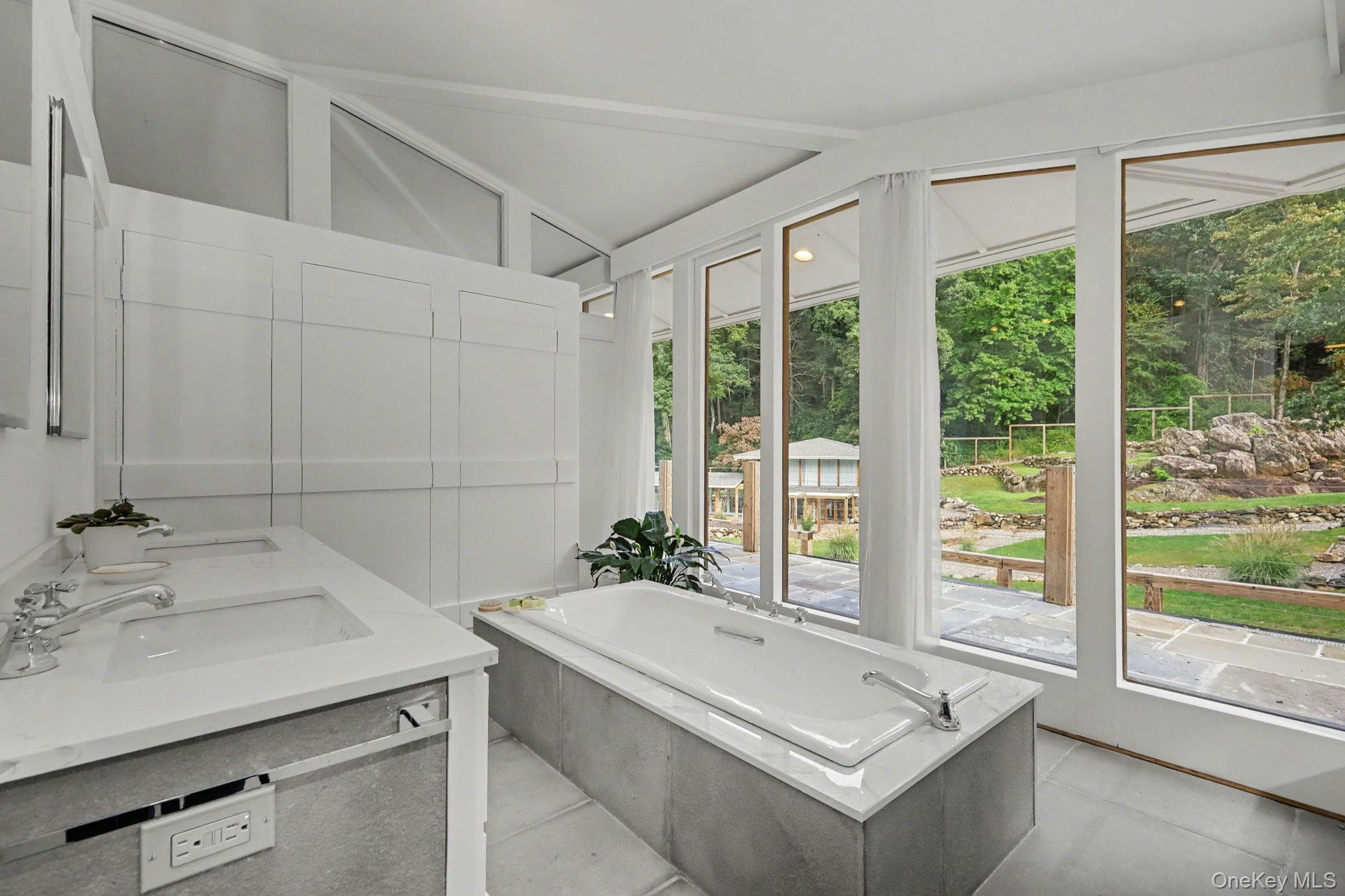 496 Haines Road thumbnail 35