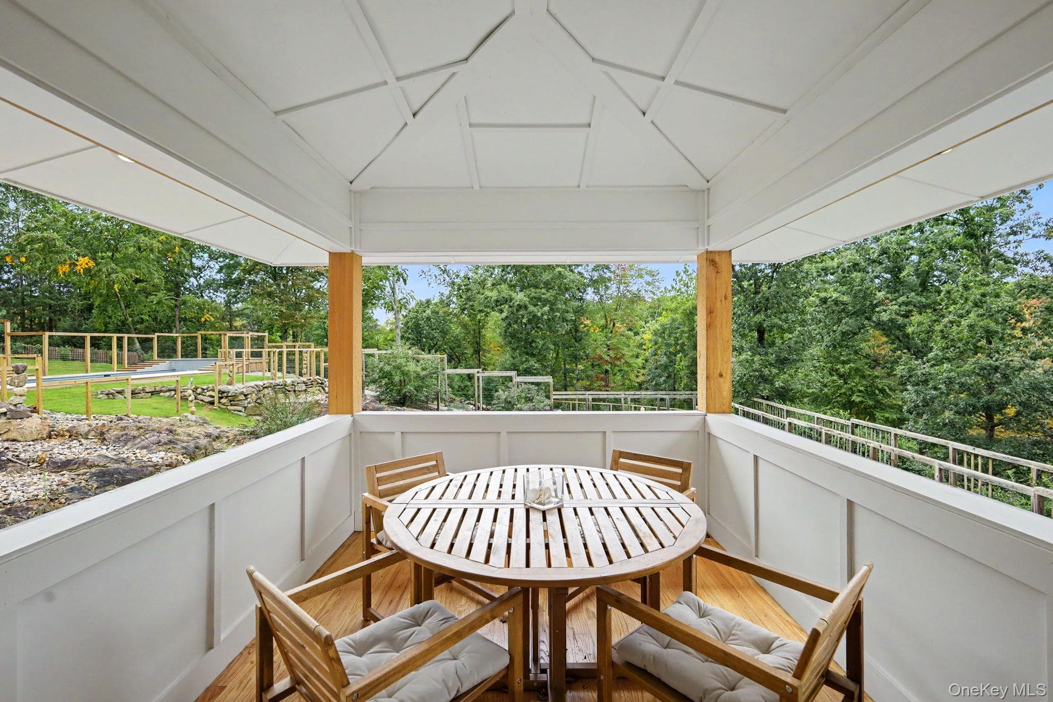 496 Haines Road thumbnail 14