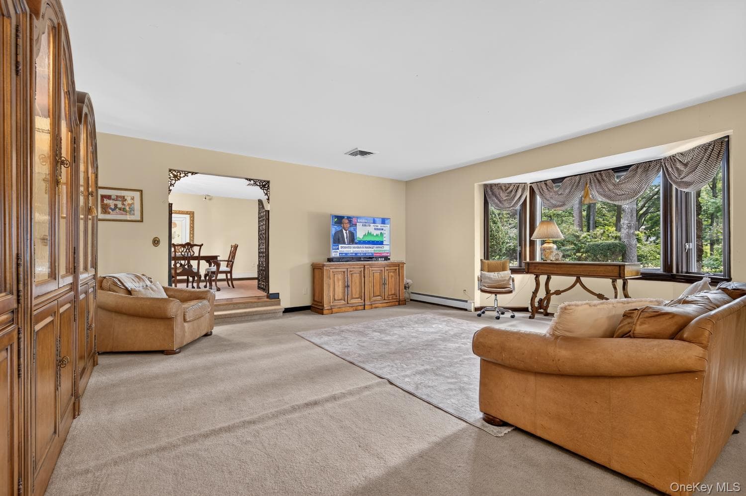 10 Dorchester Drive thumbnail 6