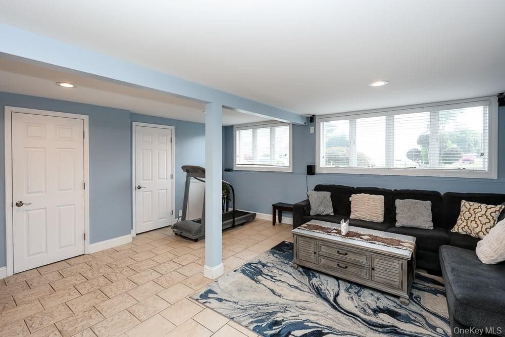 21 Kathleen Drive thumbnail 30