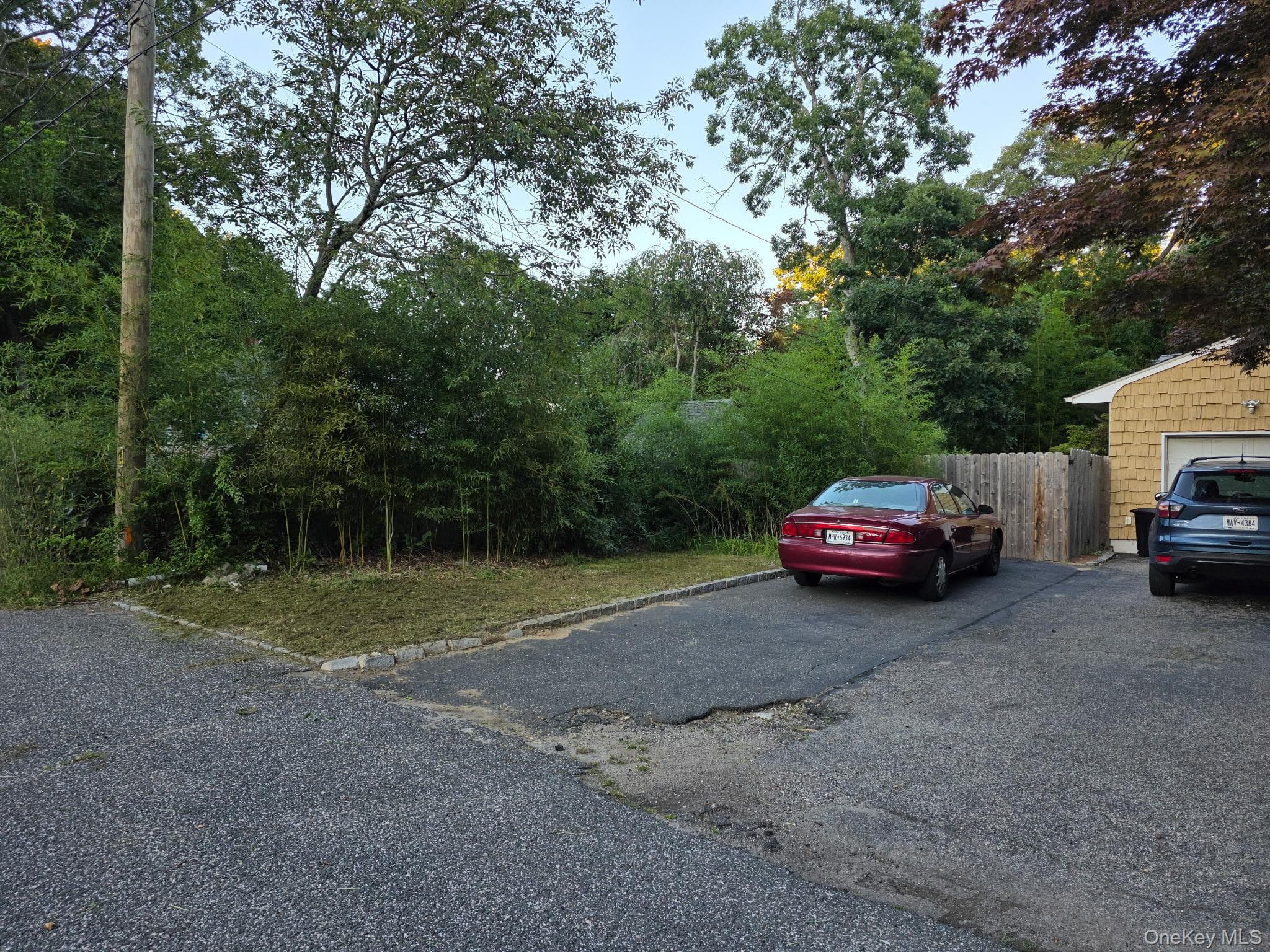 139 Parkside Avenue thumbnail 3