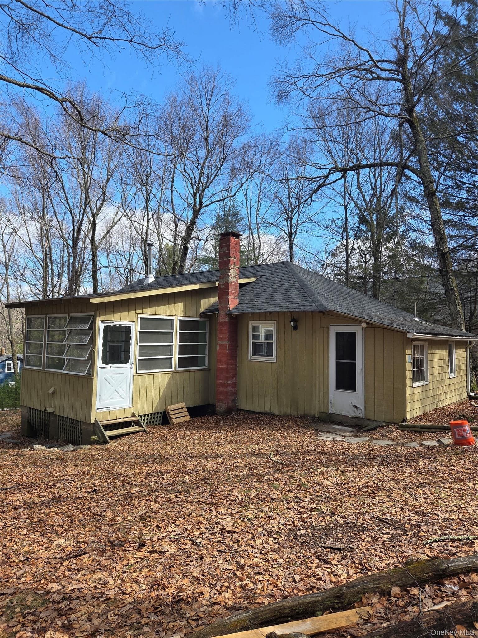 10 Mountain Top Lane, Huguenot