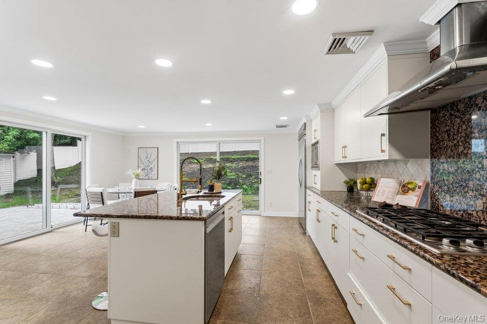 12 E Park Drive thumbnail 21