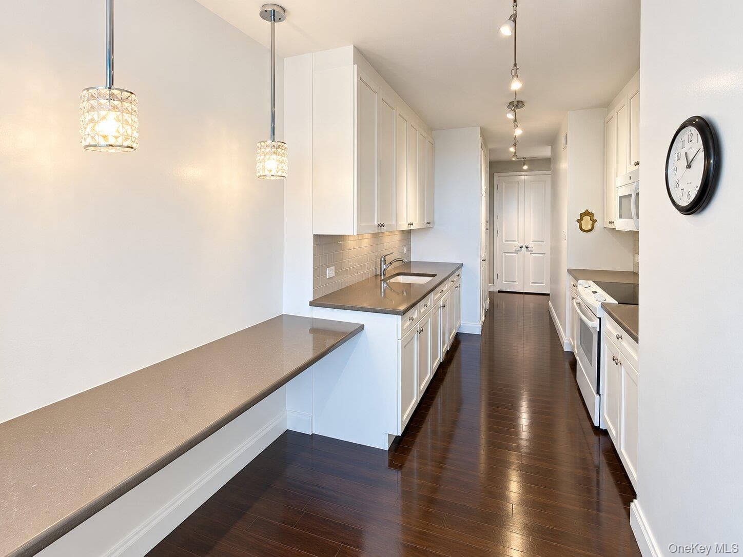 27010 Grand Central Parkway Unit: 28H thumbnail 9