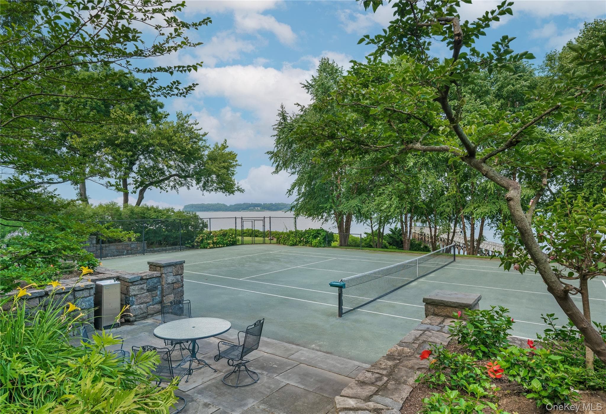 227 Dock Lane thumbnail 36