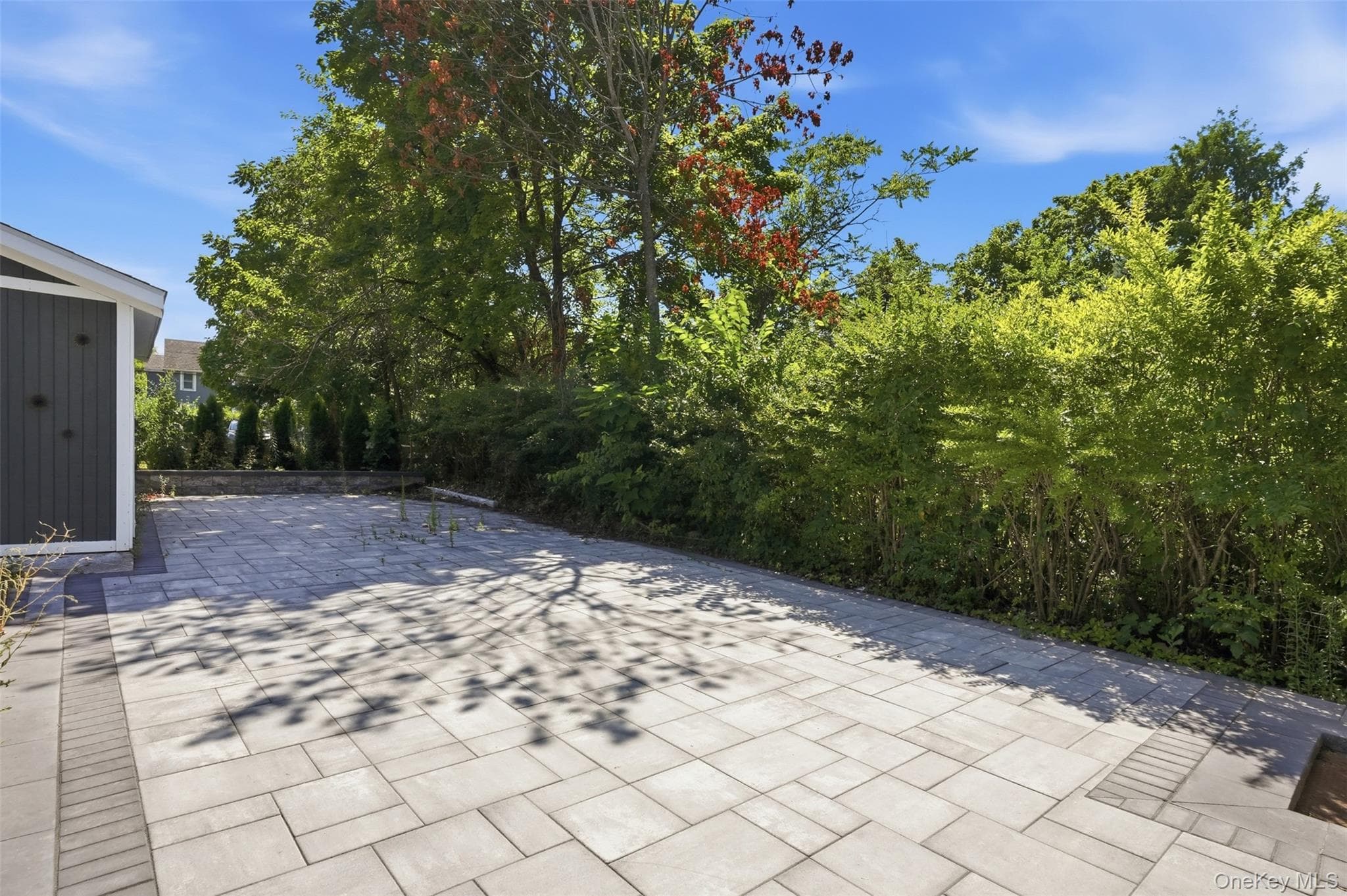 142 Railroad Avenue thumbnail 10