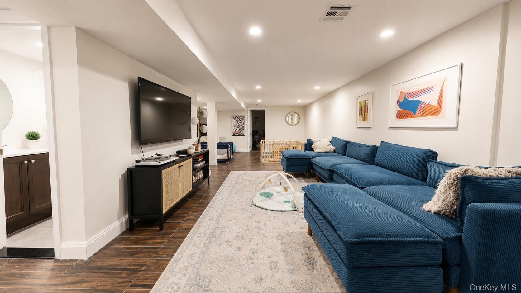 1380 Sterling Place thumbnail 17