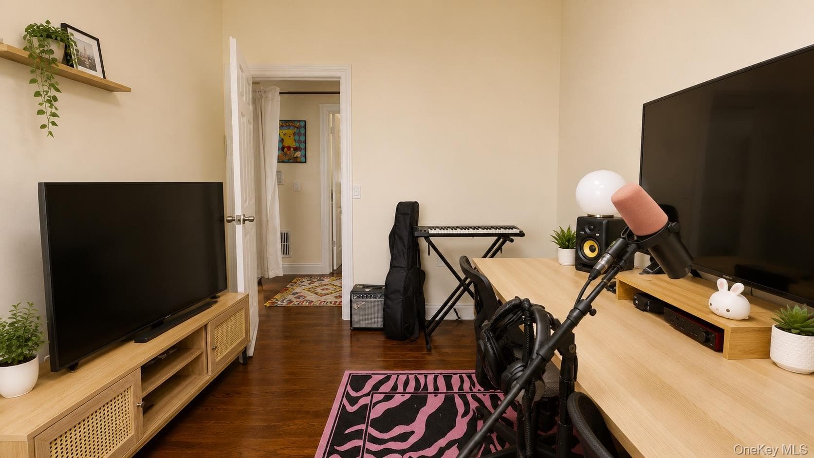 1380 Sterling Place thumbnail 32