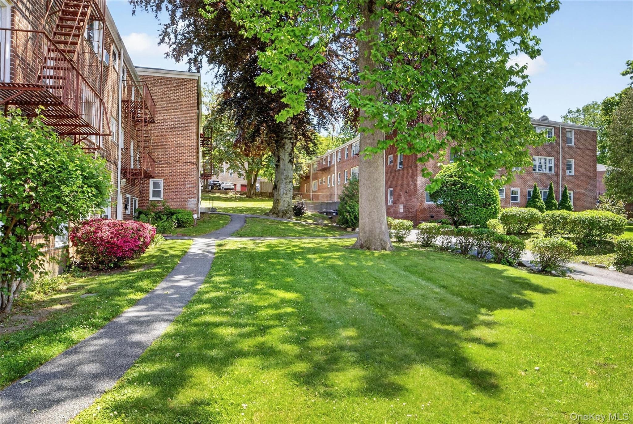 205 W Post Road Unit: E-1-O thumbnail 17
