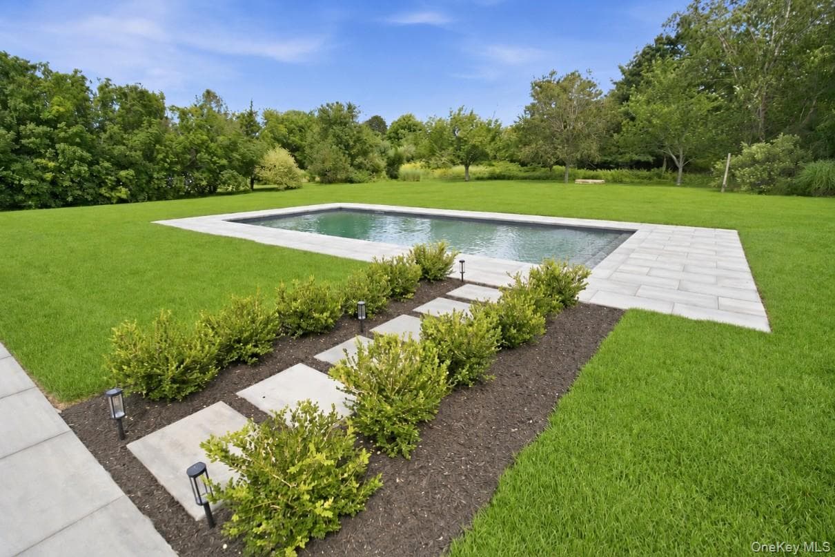 5750 Aldrich Lane thumbnail 18