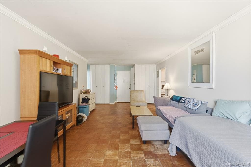 700 Shore Road Unit: 2A thumbnail 9