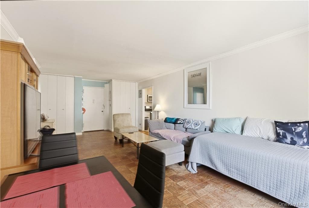 700 Shore Road Unit: 2A thumbnail 8