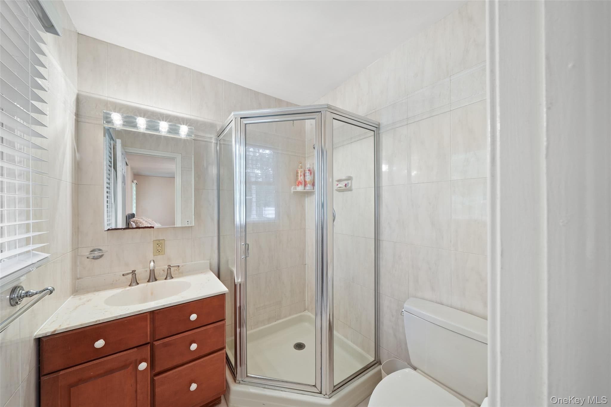 6 Orchard Hill Drive thumbnail 25