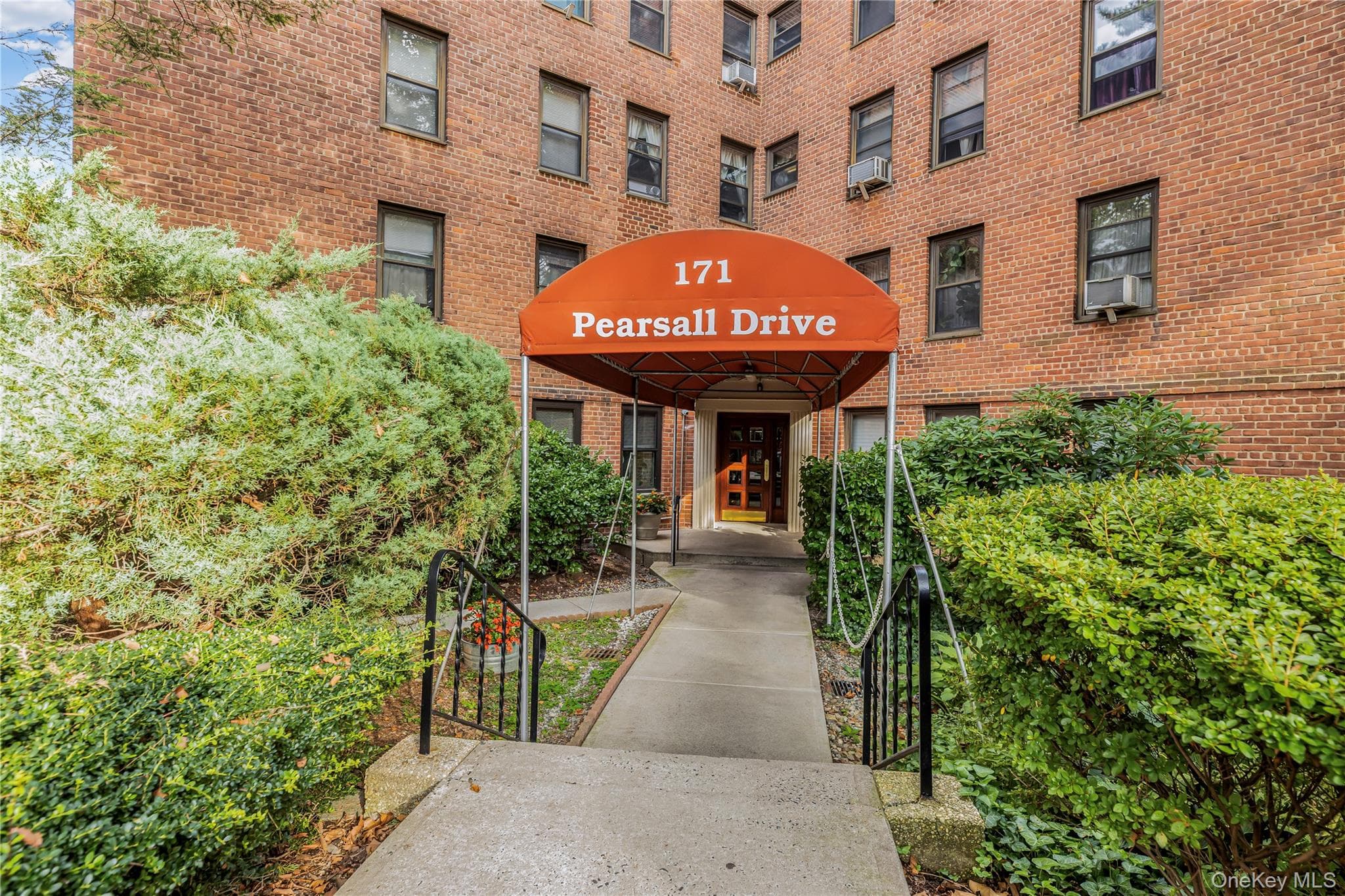 171 Pearsall Unit: 3H, Mount Vernon