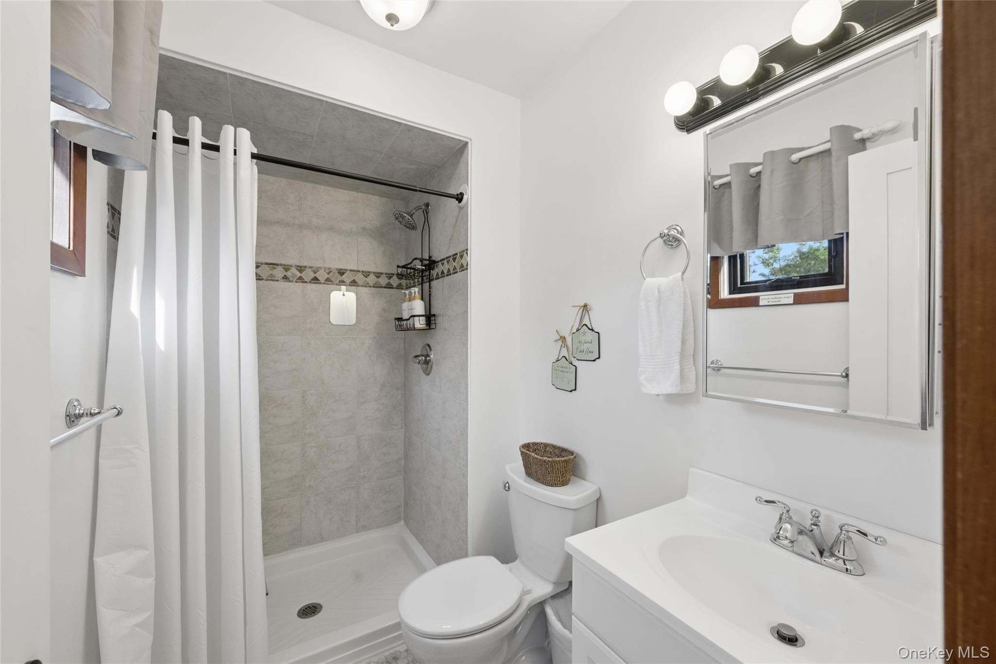 113 Duryea Avenue thumbnail 11
