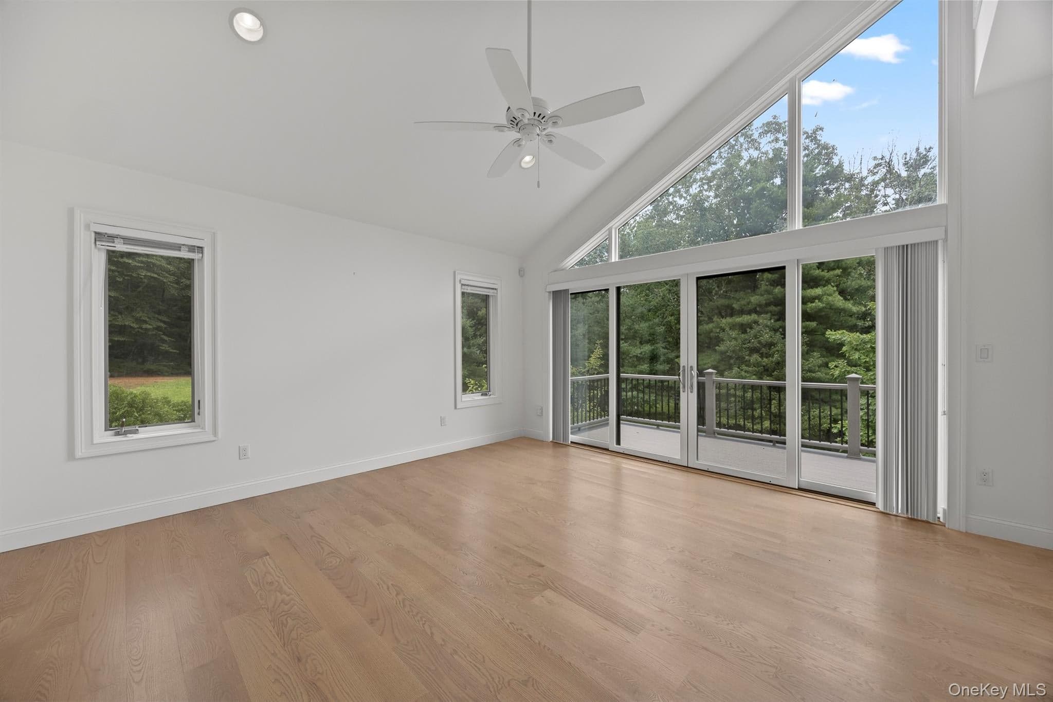 25 Vincent Place thumbnail 17
