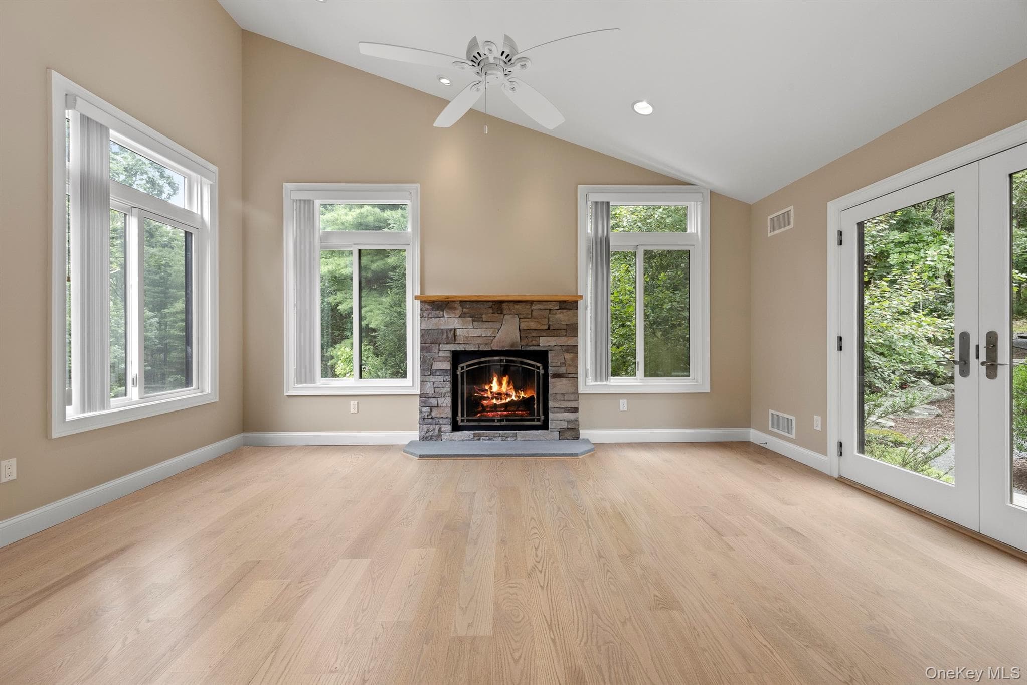 25 Vincent Place thumbnail 15