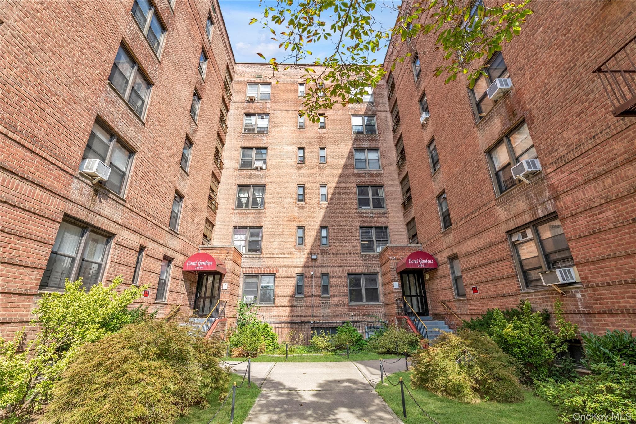 144-11 Sanford Avenue Unit: 1H thumbnail 3