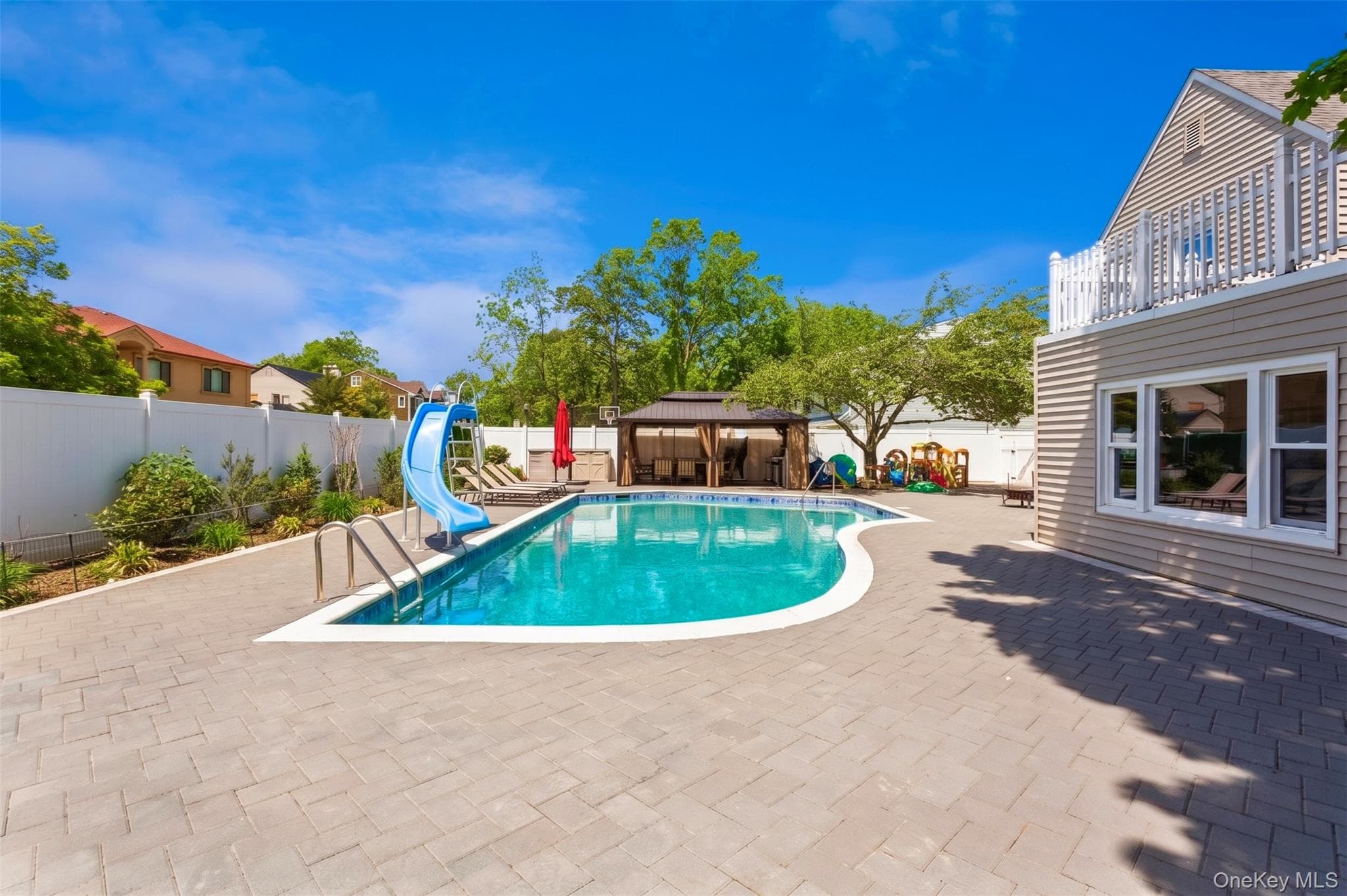 1566 Pebble Lane thumbnail 5