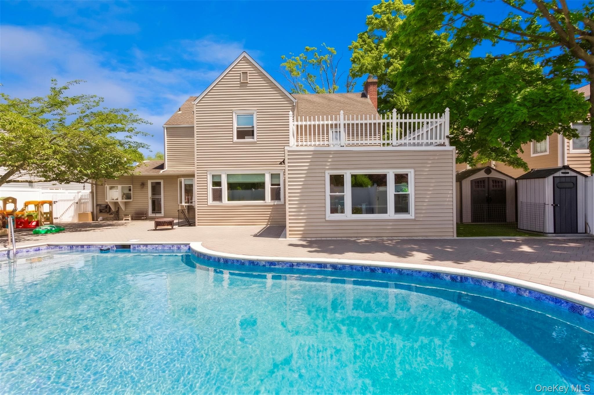 1566 Pebble Lane thumbnail 2