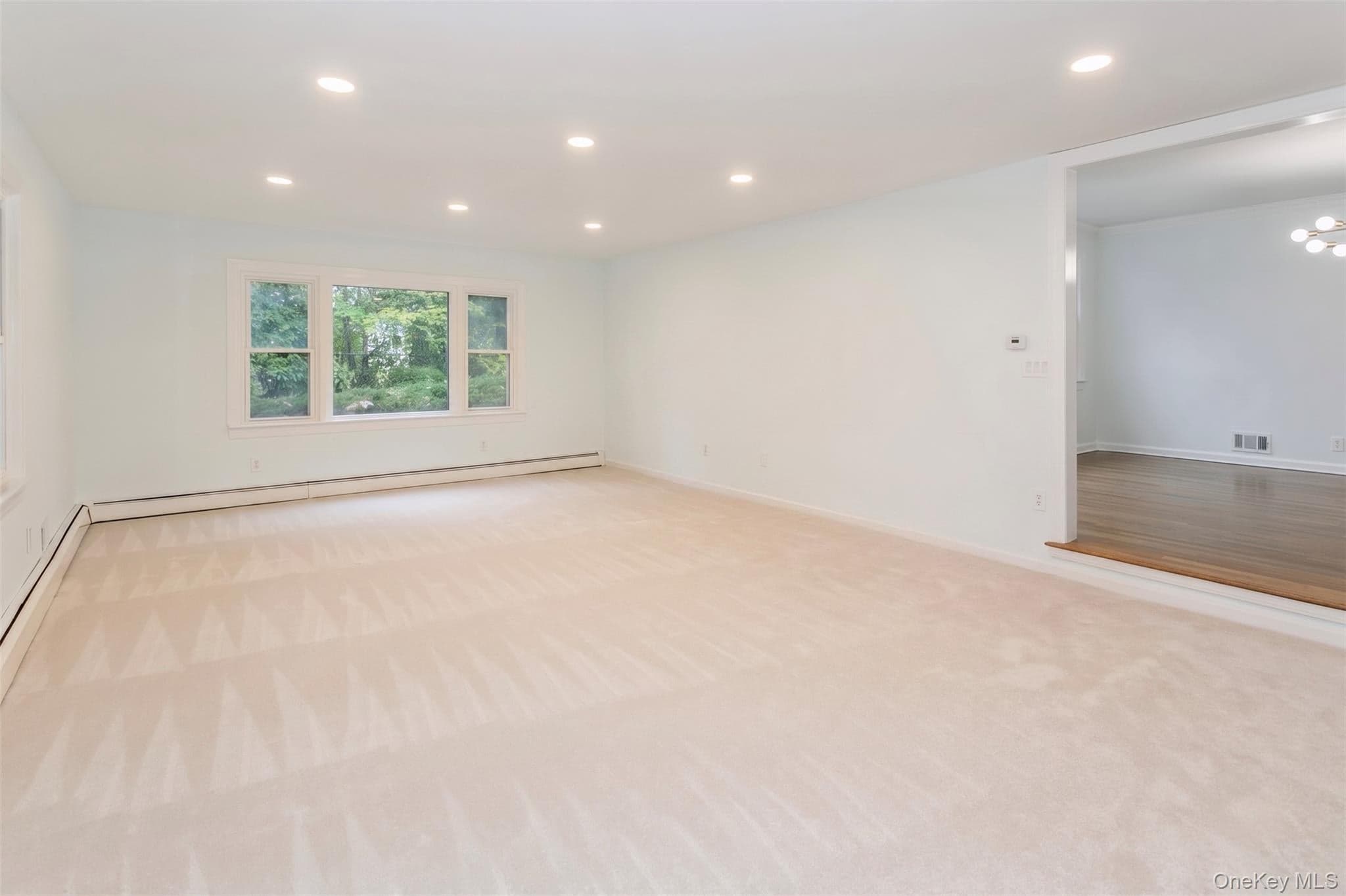 1566 Pebble Lane thumbnail 19